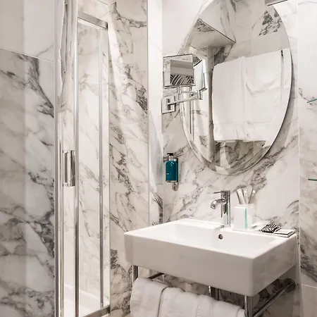 オテル ジャルダン ル ブレア パリ