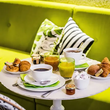 Hotel Jardin Le Bréa