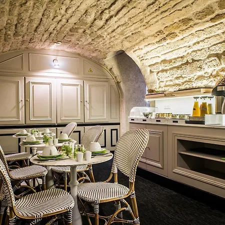 Hotel Jardin Le Brea 3*