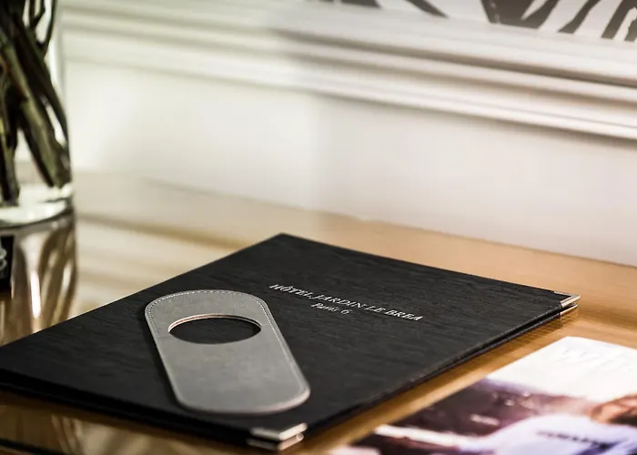 Jardin Le Bréa Parigi