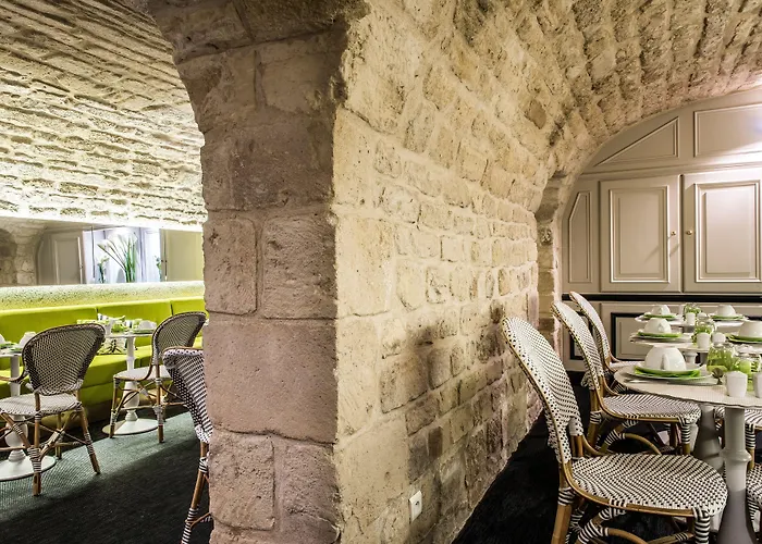 Hotel Jardin Le Bréa 3*