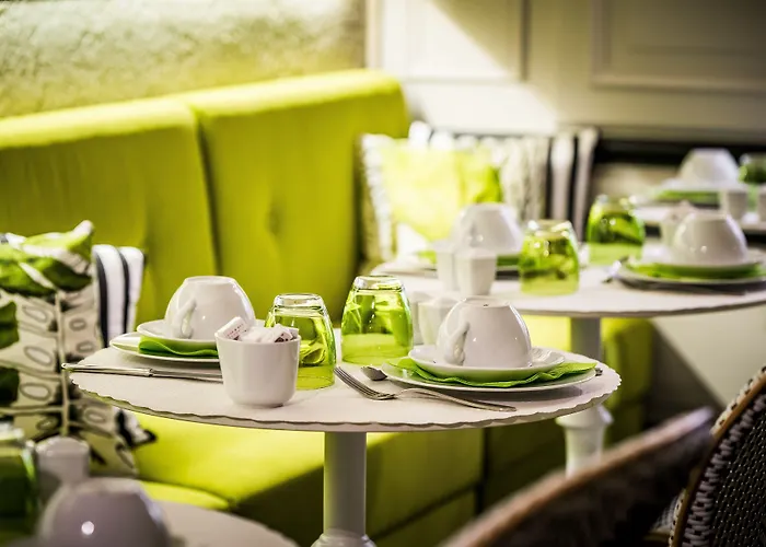 Hotel Jardin Le Brea Paris