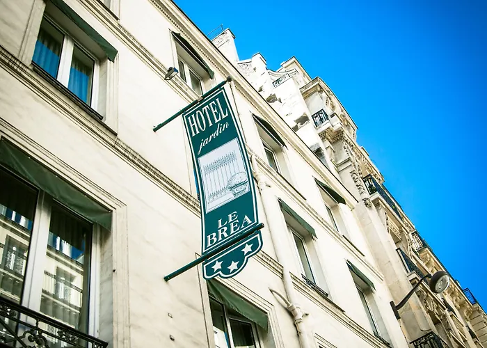 Jardin Le Bréa Hotel 3*