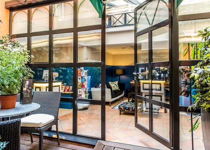 Hotel Jardin Le Bréa 3*