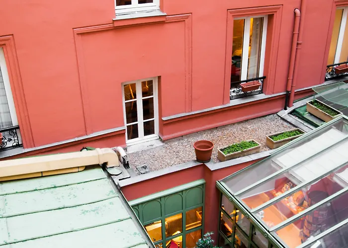 Hotel Jardin Le Bréa Parigi